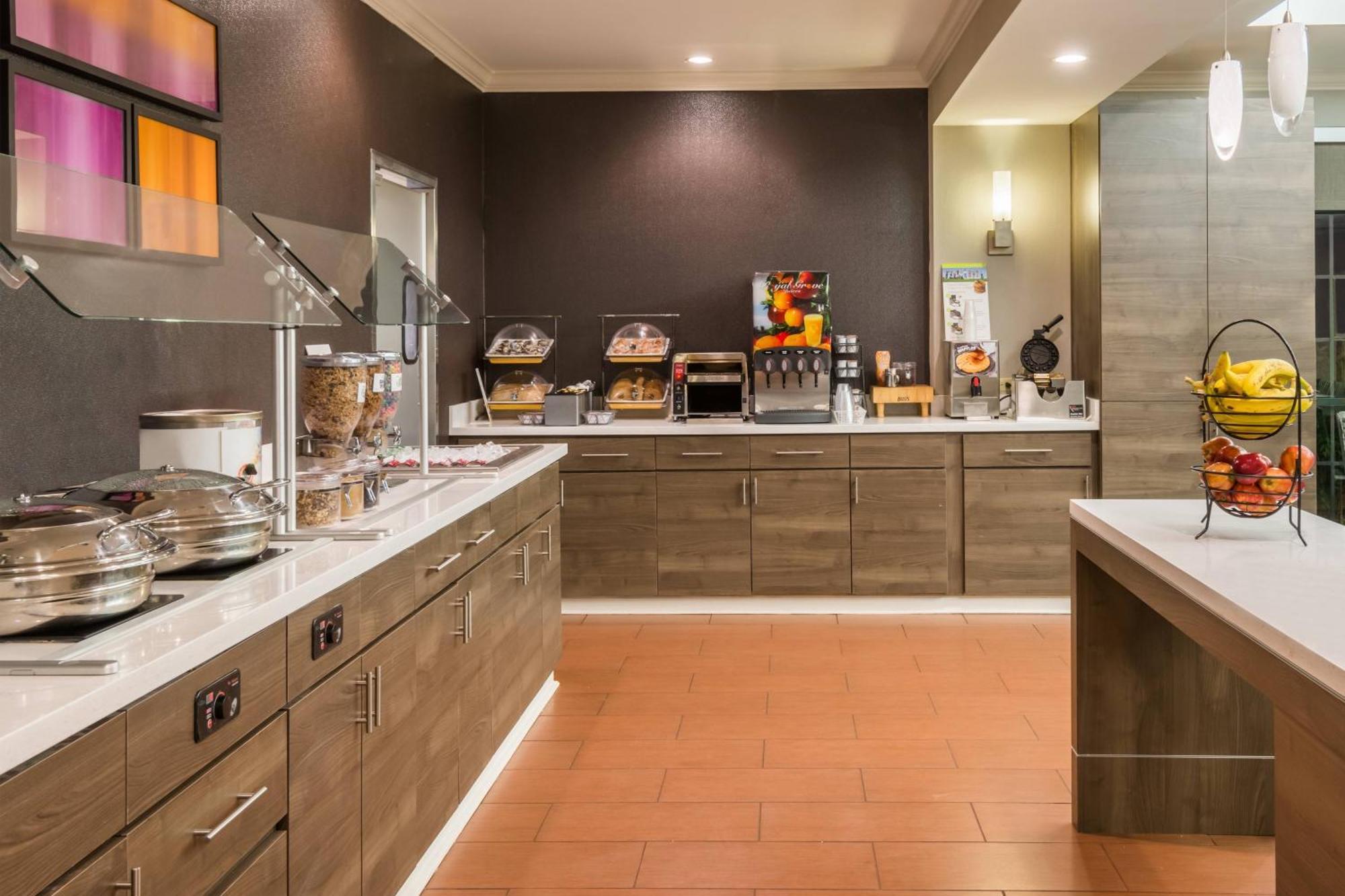 Residence Inn Chattanooga Downtown Bagian luar foto